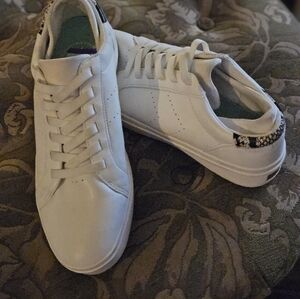 Dr Scholl's walking shoes